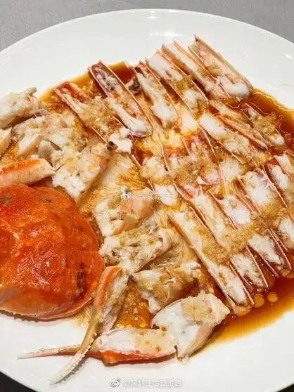 第一次吃徐记海鲜 服务环境出品都很赞 top1的核桃包很好吃 黑豆腐