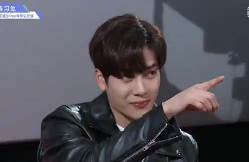 范丞丞队友想和冰冰合作,范丞丞:对不起不行,你把我当小舅子