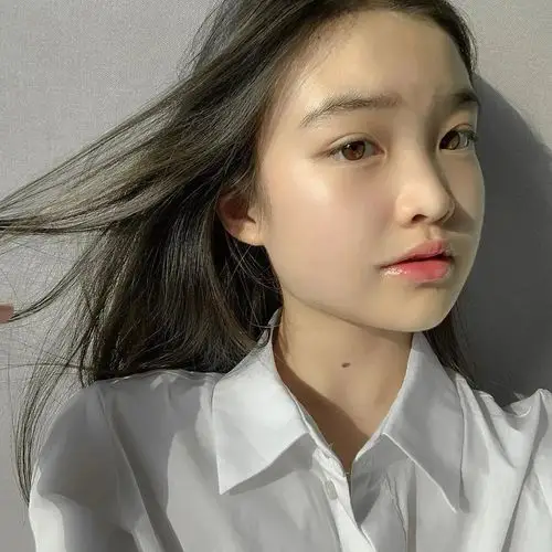 15岁中国版jennie太美了姐姐牛津高材生哥哥英俊帅气网友赢在起跑线上