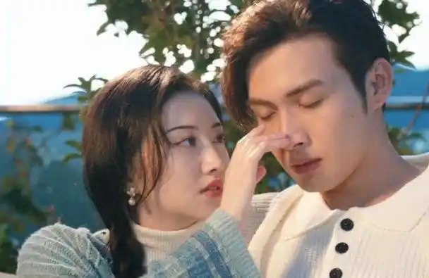 张彬彬和景甜是不是真情侣(张彬彬520发文让人多想)(4)