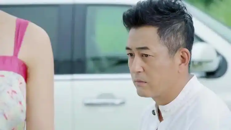 婚姻时差:吴婷和朋友聚会,却被朋友猜到老公要回来了