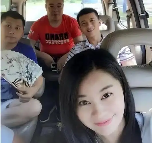 回顾:何云伟,终究为自己的"两面三刀"付出了代价