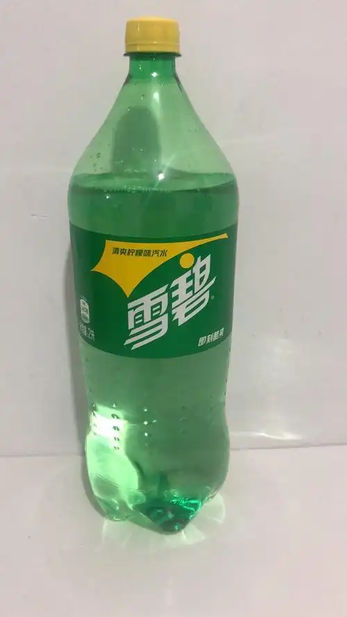 雪碧:4.5元/瓶