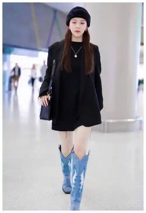 宋妍霏的腿到底有多细?穿齐膝长筒靴腿是鞋口的12,跪服!