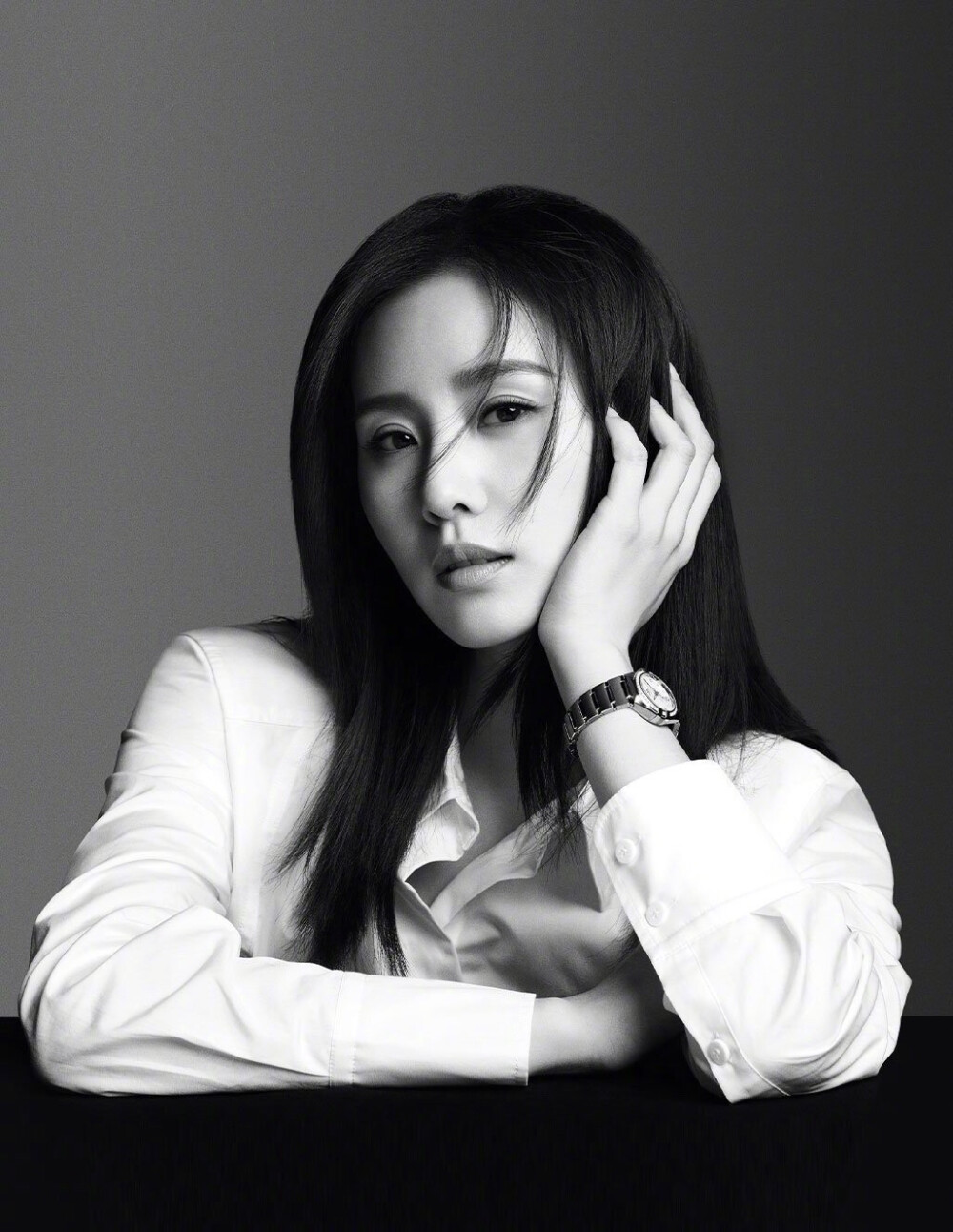 刘诗诗# 欧米茄名人大使刘诗诗 演绎欧米茄女士腕表2020年全新广告