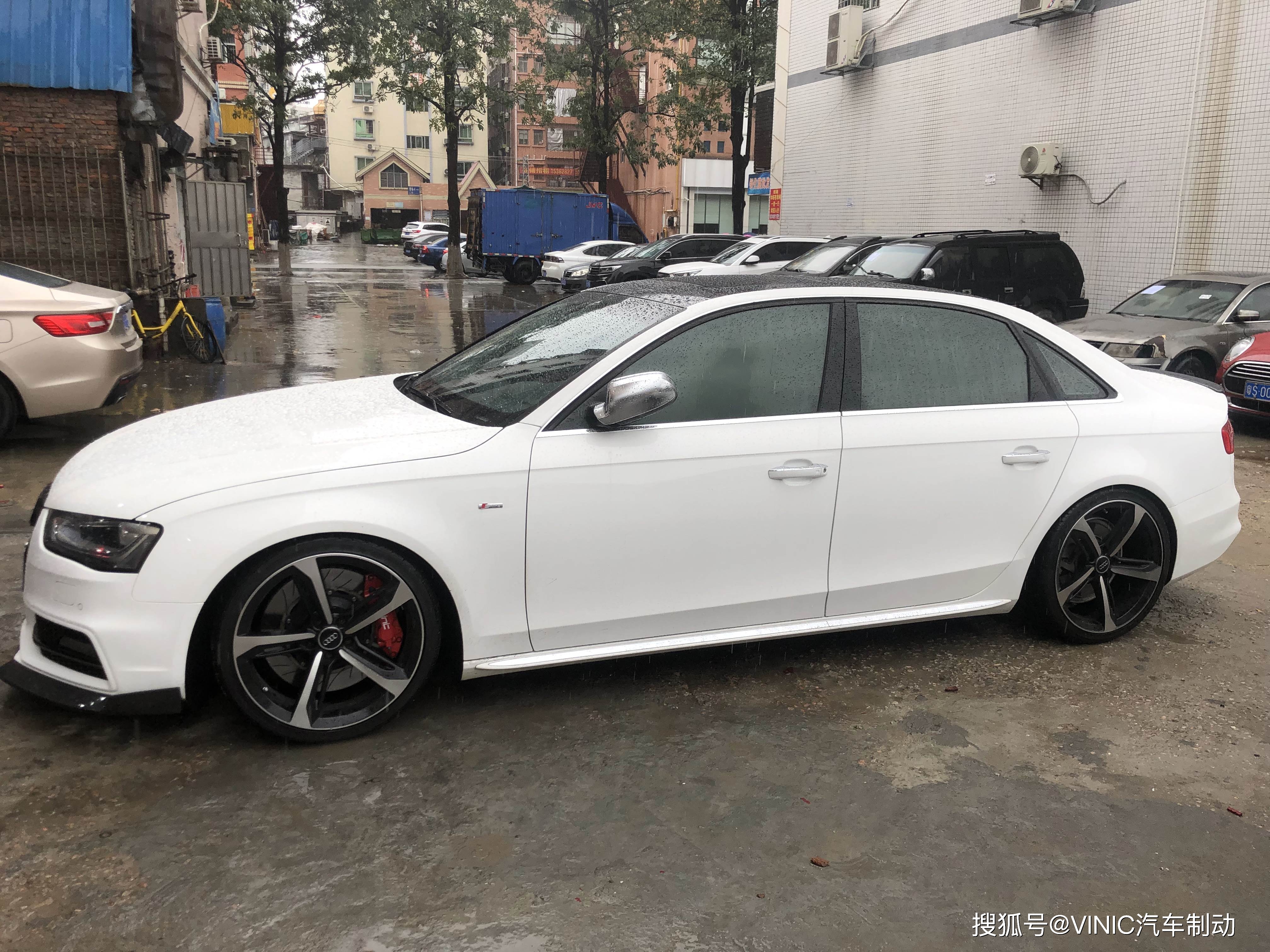 奥迪a4改装升级,安全合法改装!